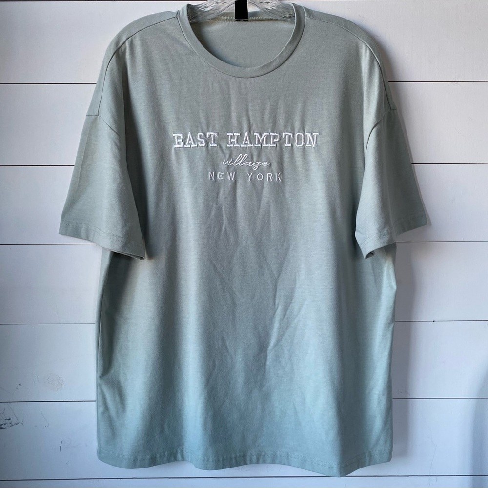east hampton light green t shirt (size xs)